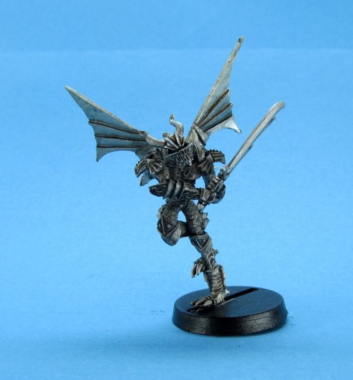 02307A Dragon Knight Raptor - Click Image to Close