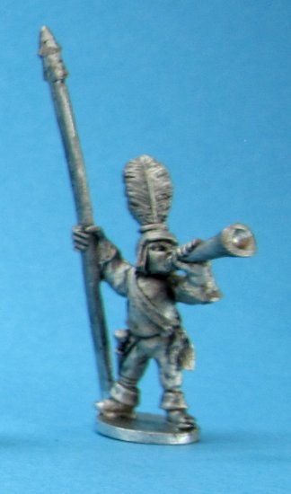 DI133E Man-at-arms Pike Hornist - Click Image to Close