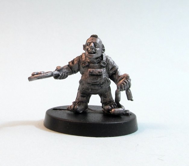 HF006 Gilbo Chubbworthy (halfling with frying pan) - Click Image to Close